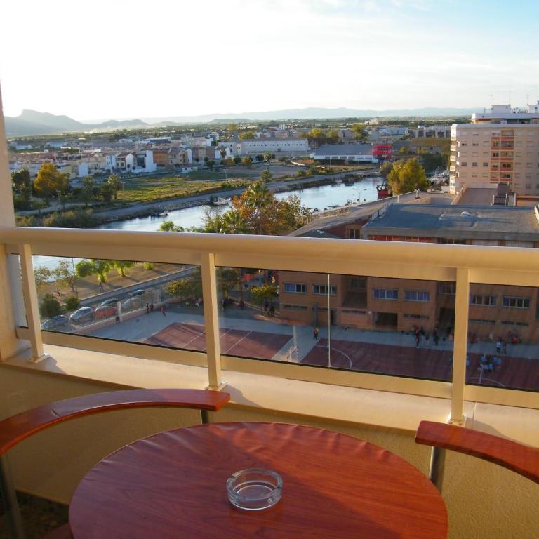 Apartamentos Milenio - Two-Bedroom Apartment (4 Adults) - 12