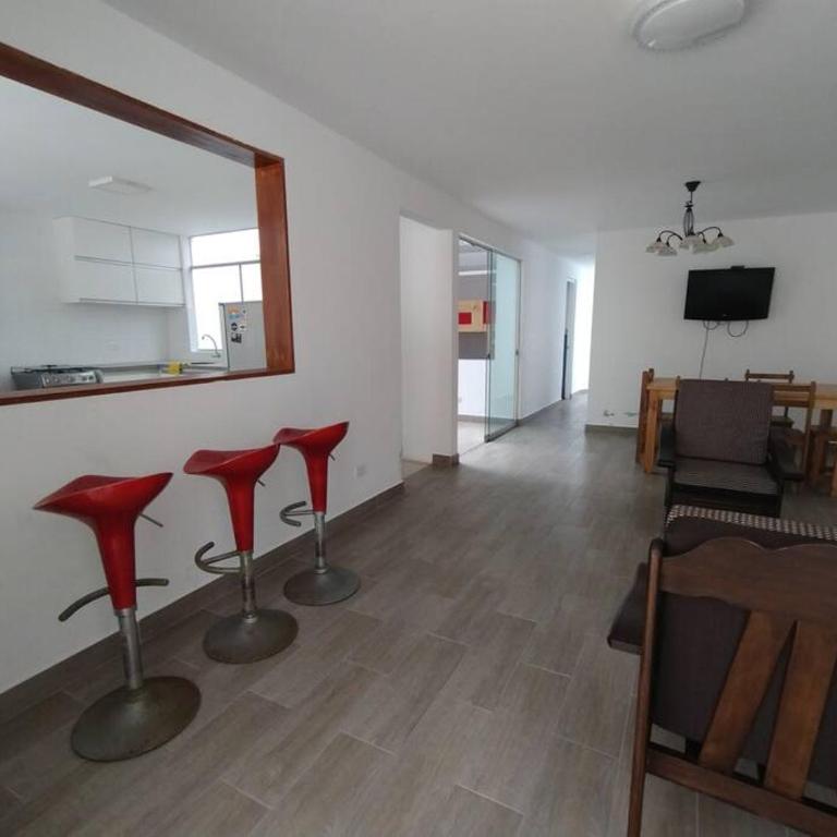 J&B Aparment 1 Punta Hermosa - Three-Bedroom Apartment - 1