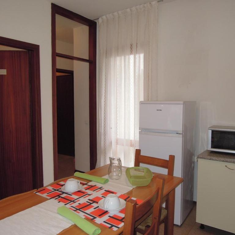 Nice flat for 6 guests with private garden - Appartamento - 5