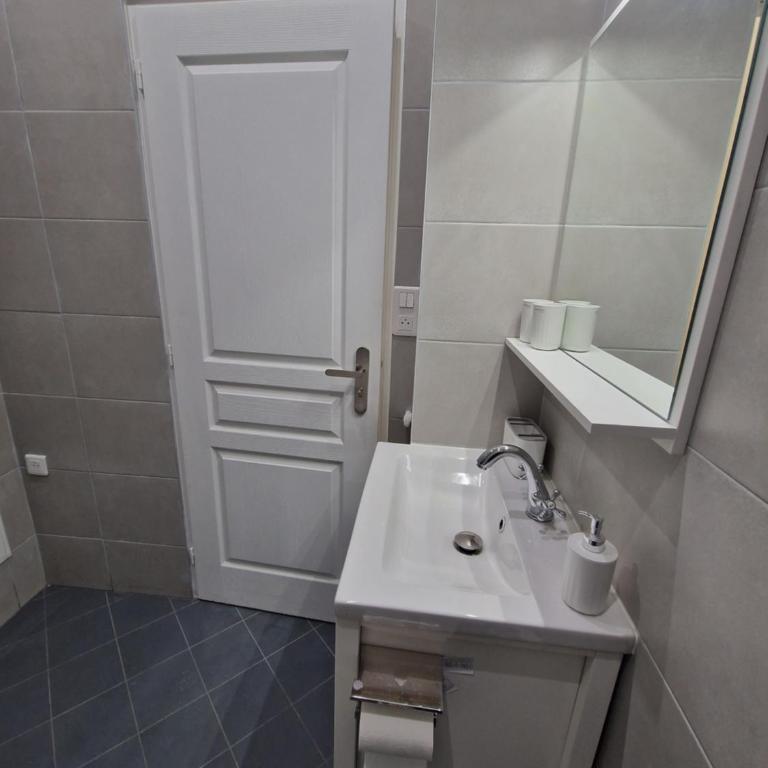 Rivoli SeaSide Apartment - Appartement Standard - 12