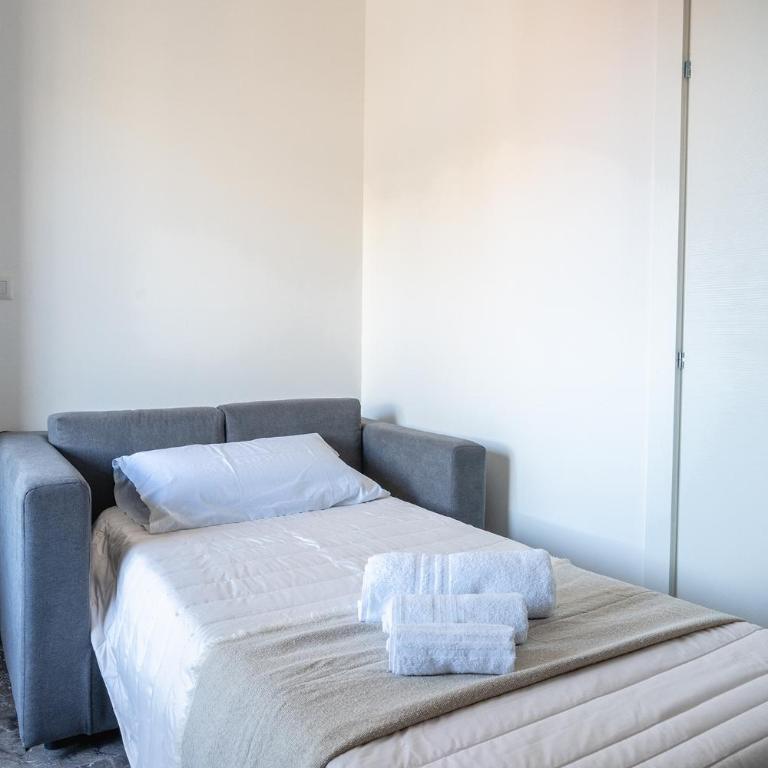 Annamaria - Central Station Charming accommodation - Two-Bedroom Apartment - 17