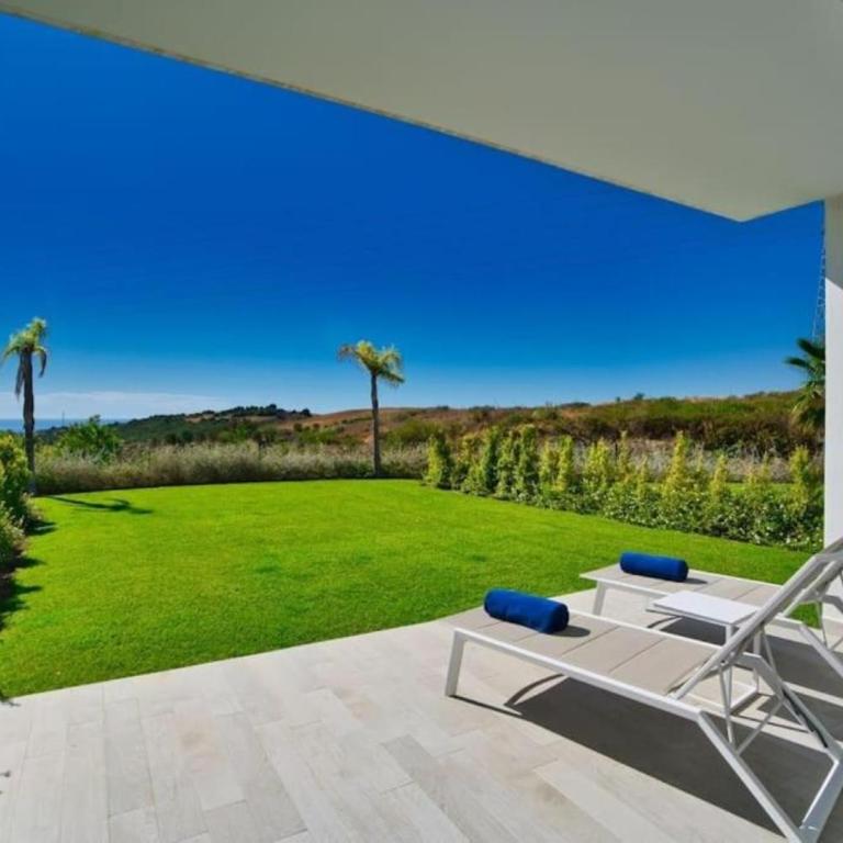 Al-1103 Estepona - Apartment - Alcazaba Lagoon - Apartamento de 2 dormitorios - 3