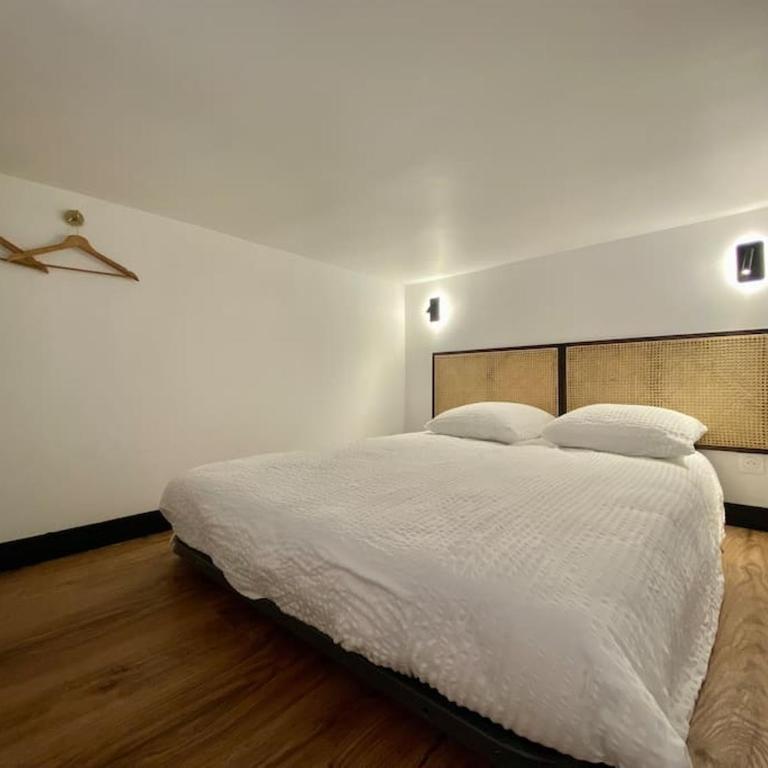 REIMS CATHEDRALE - Mairie / Boulingrin - Appartement 1 Chambre - 18