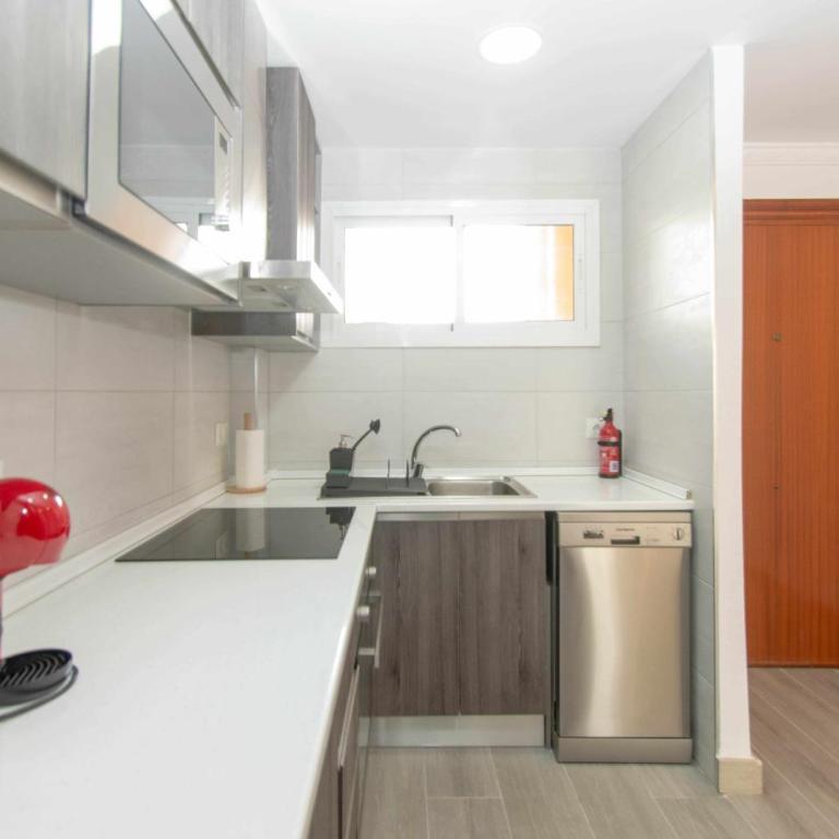 Apartamento con vistas al mar y al lado de todo. - Apartamento con vistas al mar - 10