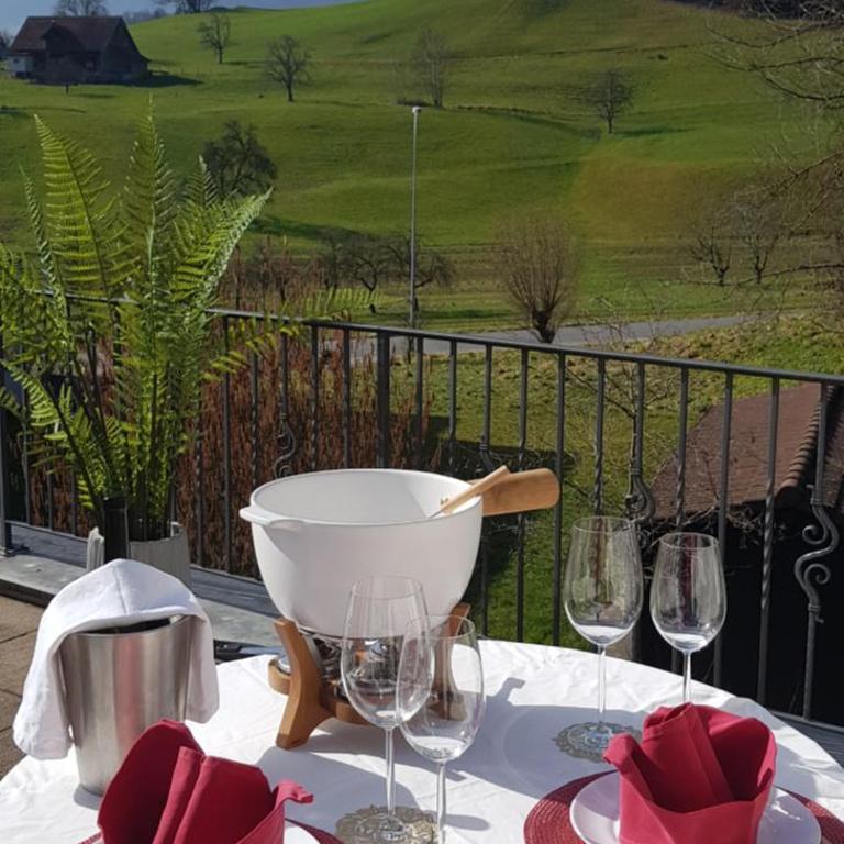 Villa Castagna Guesthouse - Deluxe Doppelzimmer mit Balkon - 9