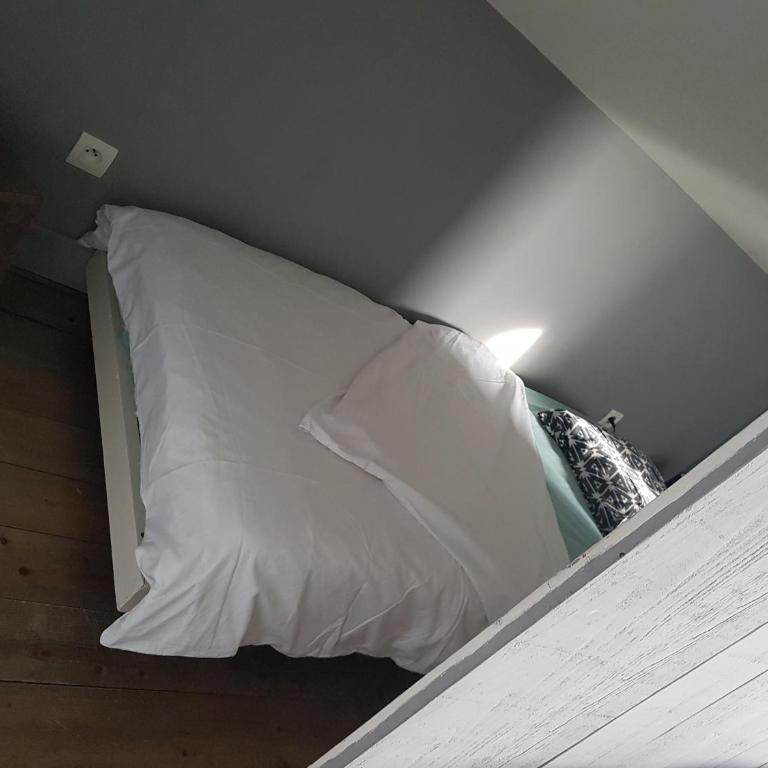 Gîte cocooning climatisé avec piscine et animaux - Studio Familial - 18