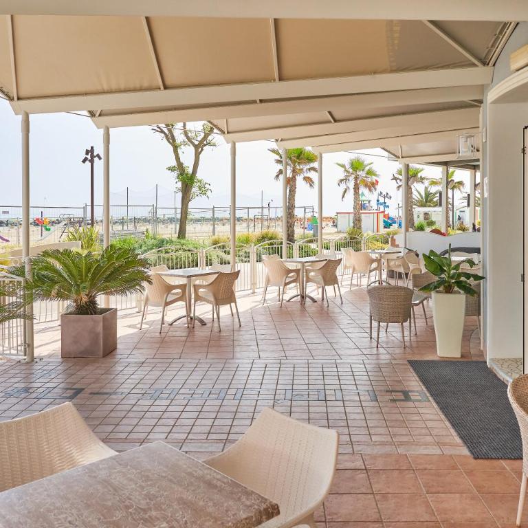 Hotel Acquario - Camera Tripla con Vista Mare - 5