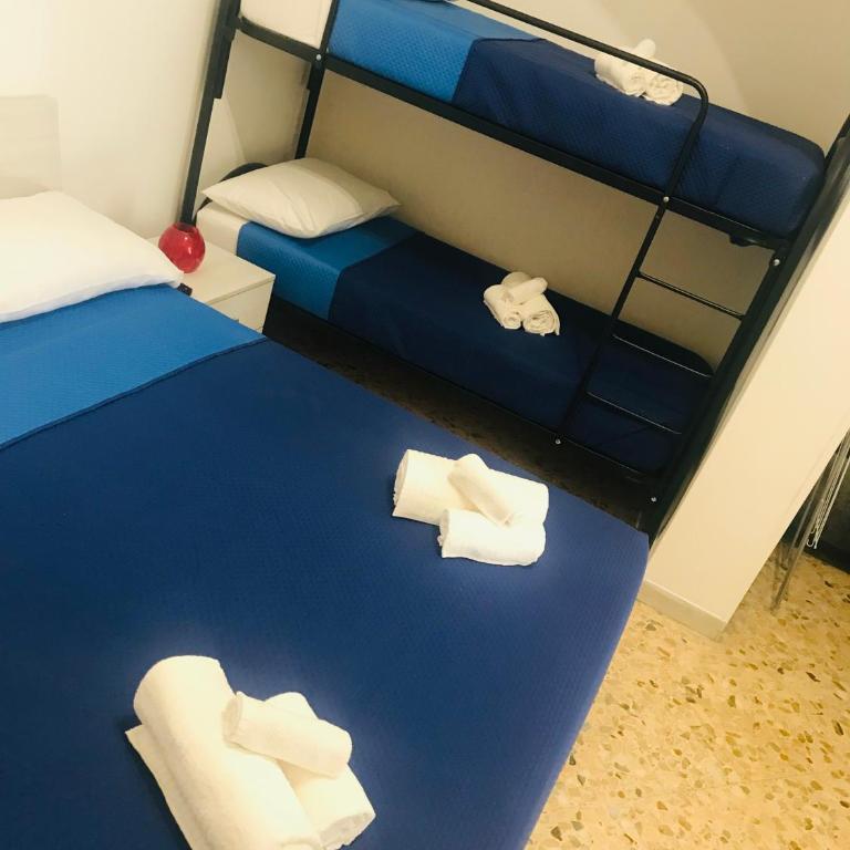 La dimora nel sottano alla strada - One-Bedroom House - 45