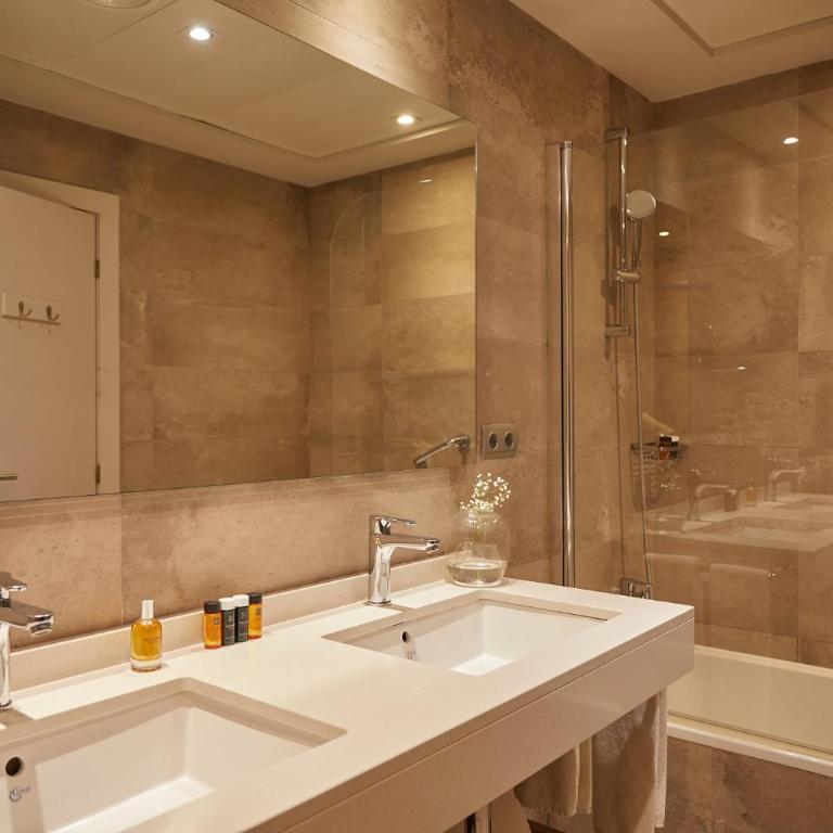 El Avenida Palace - Junior Suite Double (1-2 Adults) - 4