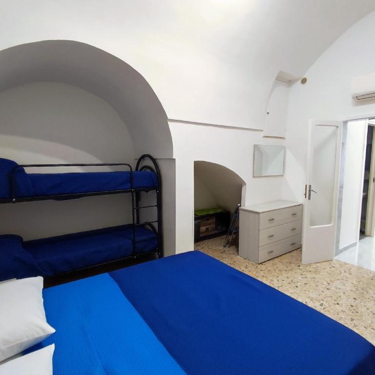 La dimora nel sottano alla strada - One-Bedroom House - 46