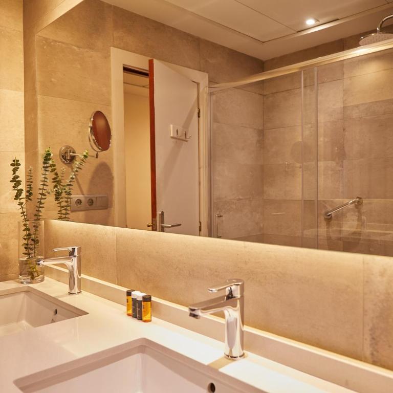 El Avenida Palace - Junior Suite Double (1-2 Adults) - 5