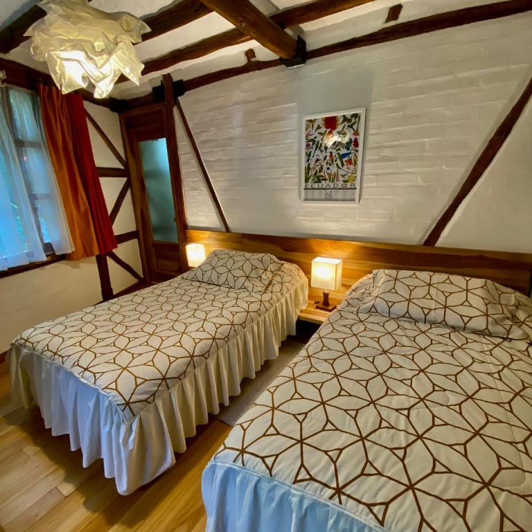 Casa Magnolia - Habitación Doble con baño - 2 camas - 1