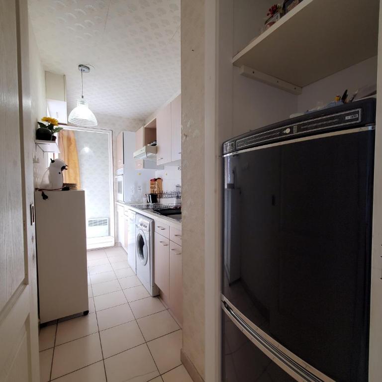 Port FREJUS T2 39m2 climatise Belle terrasse Balcon - Apartment mit Terrasse - 16