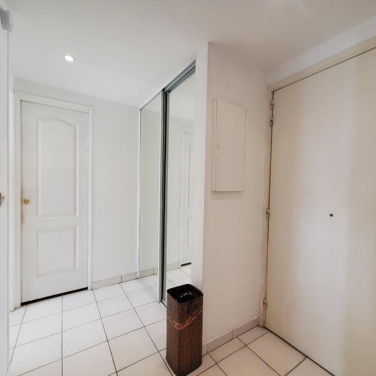 Port FREJUS T2 39m2 climatise Belle terrasse Balcon - Apartment mit Terrasse - 22