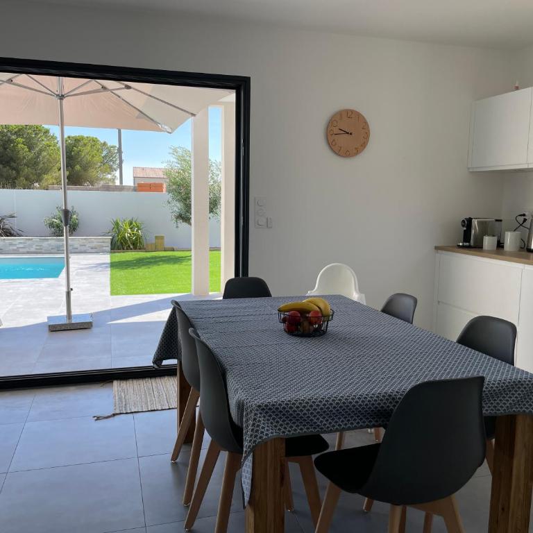 Villa neuve 5 Etoiles avec piscine chauffée, à 900m des plages - Villa - 9