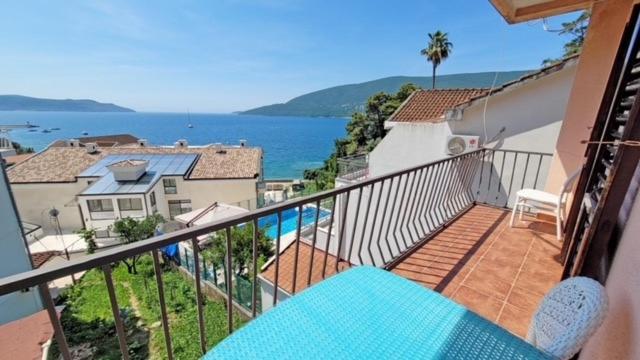 Casa Julia - Deluks Dvokrevetna Soba sa Bračnim Krevetom i Pogledom na More - 1