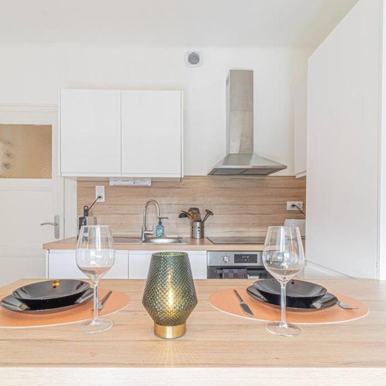 ZenBNB / Safari / 3 Personnes / 5 secondes du Tram - Appartement 1 Chambre - 7