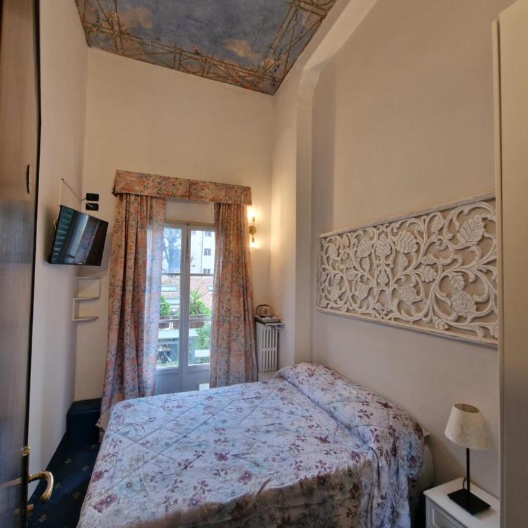 Soggiorno Arcobaleno - Economy Double Room with External Private Bathroom - 3