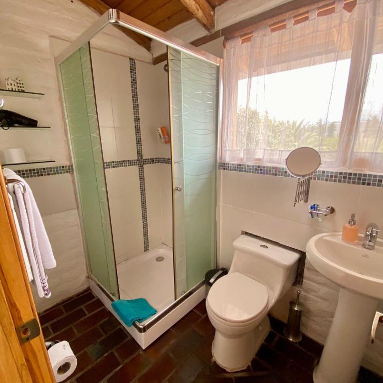 Casa Magnolia - Habitación Doble con balcón - 1 o 2 camas - 4