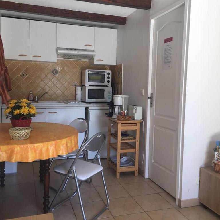 Studio dans villa de charme, piscine, proche plage - Studio - 17