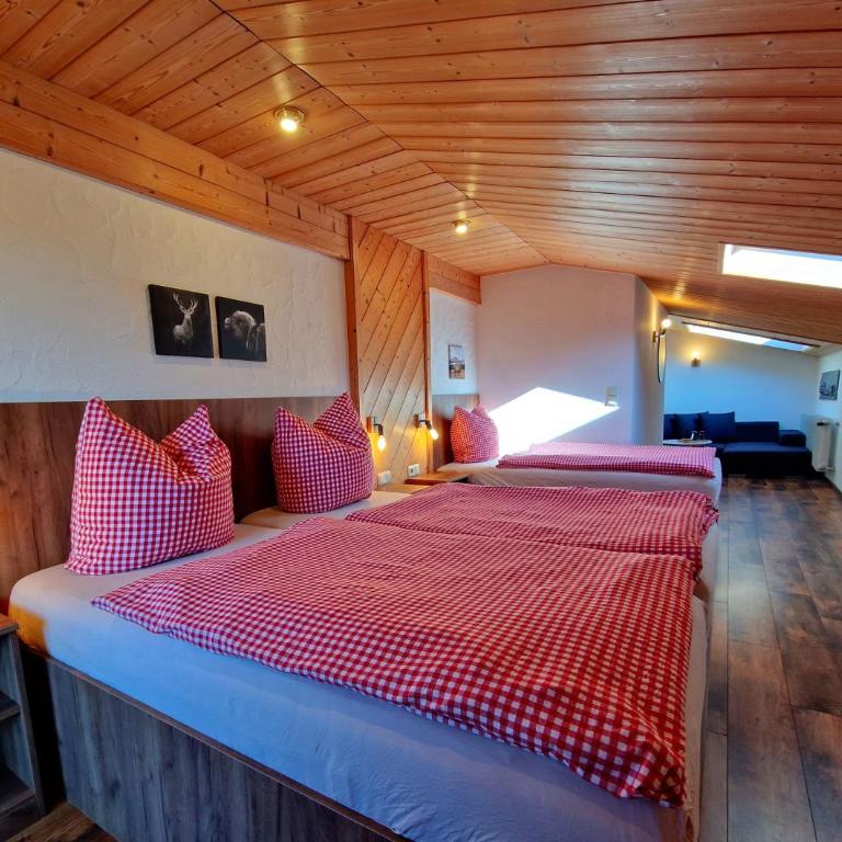Gästehaus Geist Inkl, Chiemgau Karte - Standard Familienzimmer - 1