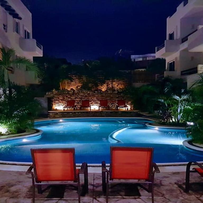 Playa Kaan Condominiums- Unit 22 - Apartment with Pool View - 8