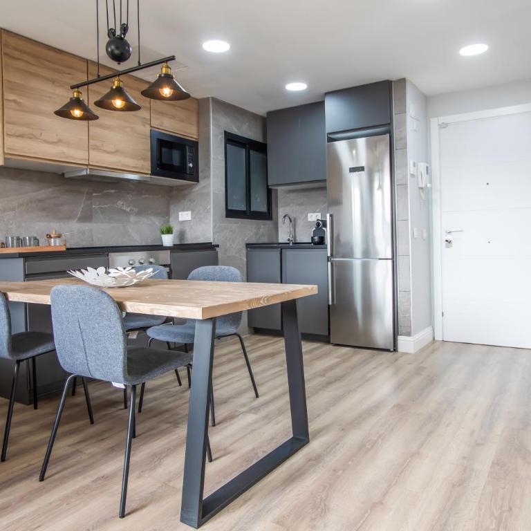 Tendency Apartments 5 - One-Bedroom Apartment with City View - 8