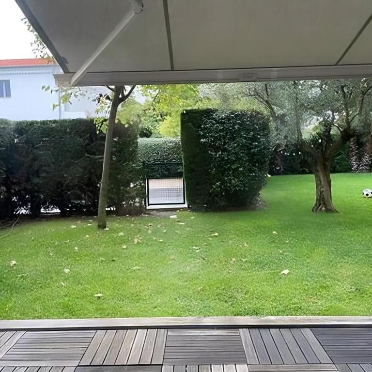 Rooftop pool, private garden, at the sand beach! - Three-Bedroom Apartment - 18