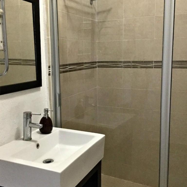 Nuevo en Booking Casa Acapulco Diamante a Pasos de la Playa - Apartamento - 56
