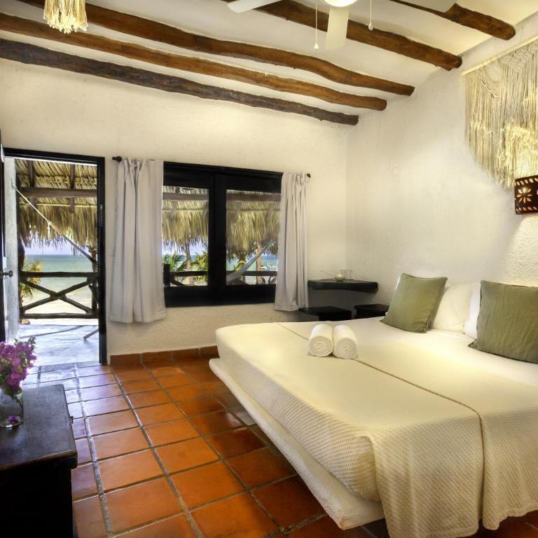 Beachfront Hotel La Palapa - Adults Only - Habitación con cama extragrande y balcón - 3