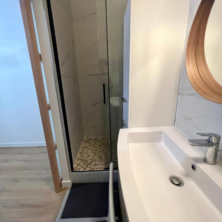 Cozy historic appartement near Exelmans in 16th District Paris - Appartement 2 Chambres - 25