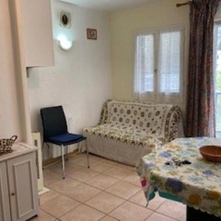 Appartement F2 Confortable avec Parking et Animaux Admis - One-Bedroom Apartment - 1