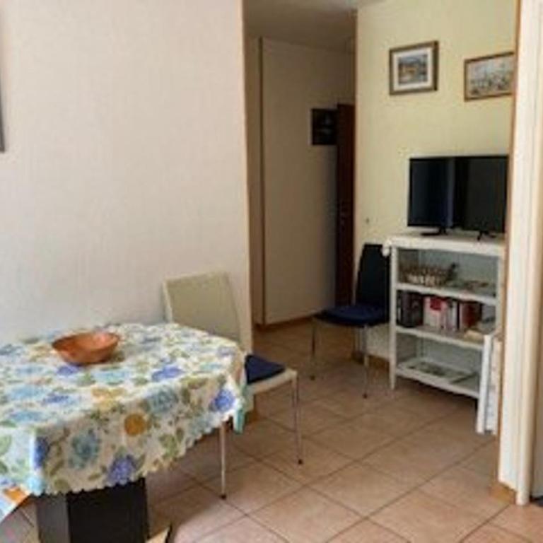 Appartement F2 Confortable avec Parking et Animaux Admis - One-Bedroom Apartment - 2