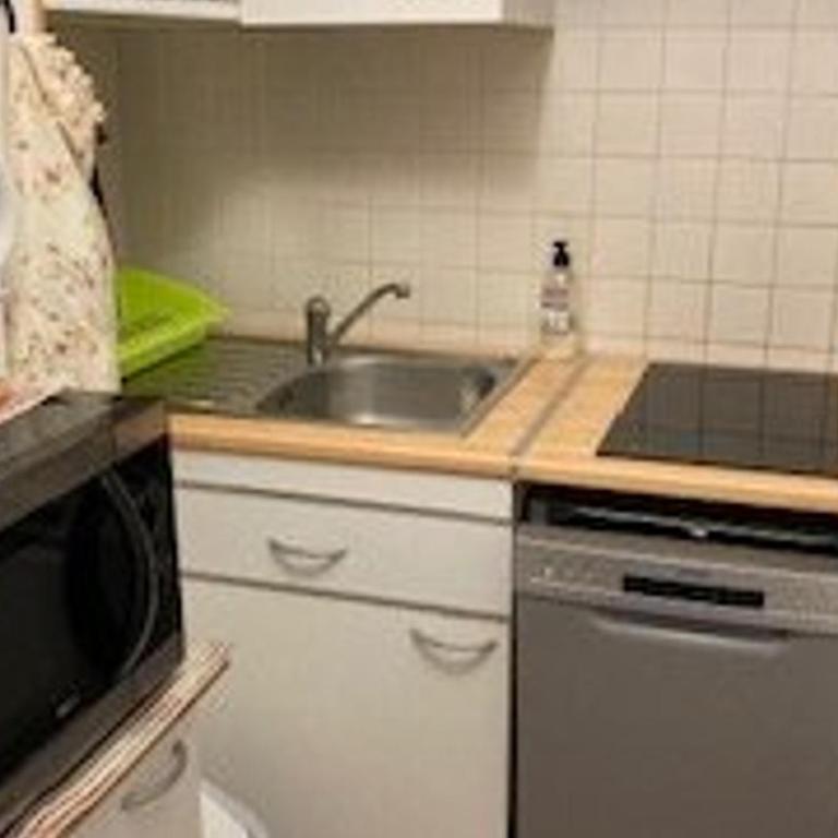 Appartement F2 Confortable avec Parking et Animaux Admis - One-Bedroom Apartment - 6