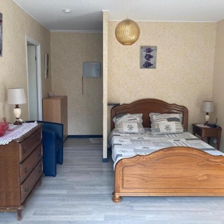 Studio 2 Couchages avec Balcon, Wi-Fi et Proche Thermes à Amélie-les-Bains - Studio - 2