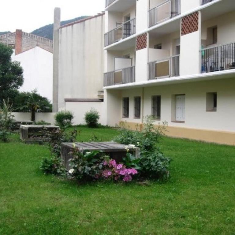 Appartement F2 climatisé, balcon, proche Thermes d'Amélie-les-Bains - One-Bedroom Apartment - 8