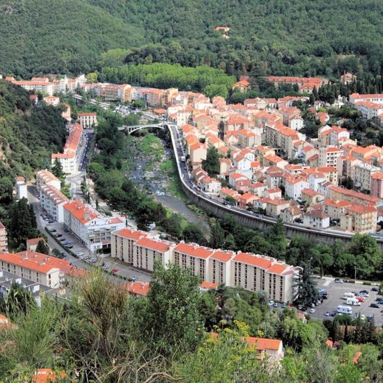 Appartement F2 climatisé, balcon, proche Thermes d'Amélie-les-Bains - One-Bedroom Apartment - 10