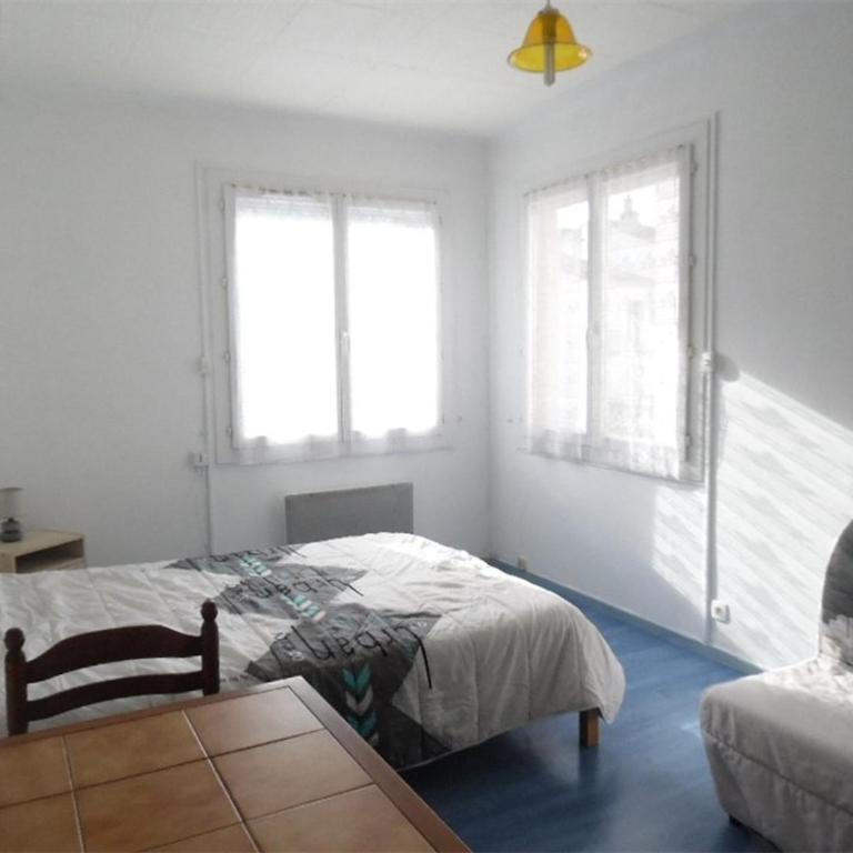 Appartement F3 avec balcon exposé sud, 2 chambres, proche commodités à Amélie-les-Bains - Two-Bedroom Apartment - 3