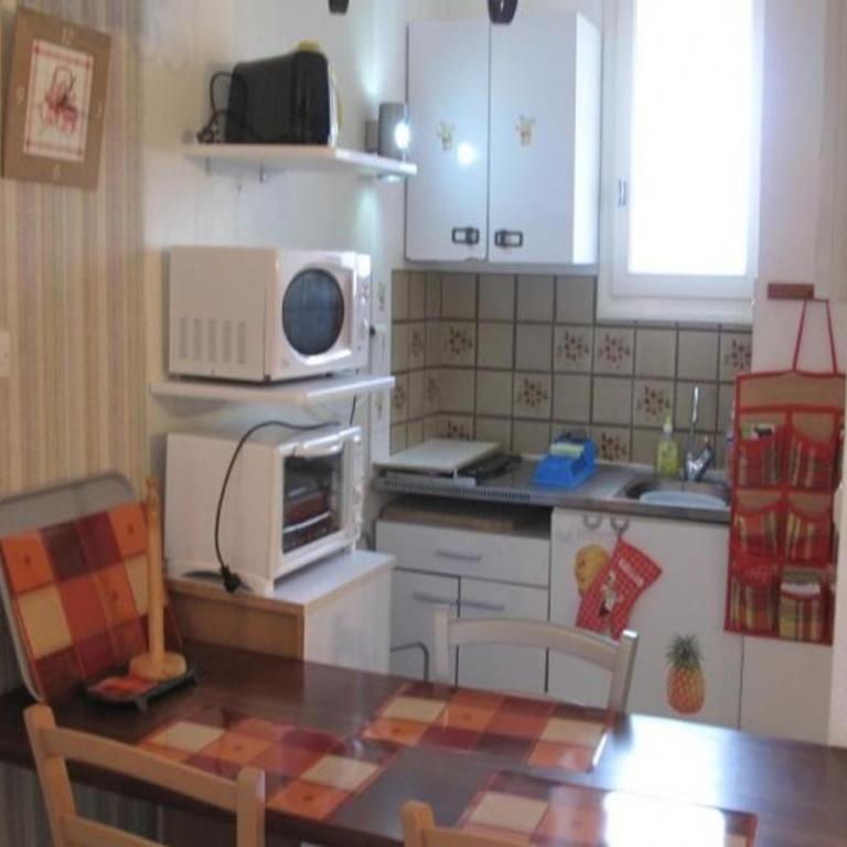 Studio confortable à Amélie-les-Bains - 2 pers, balcon, proche cures et centre-ville. - Estudio - 1