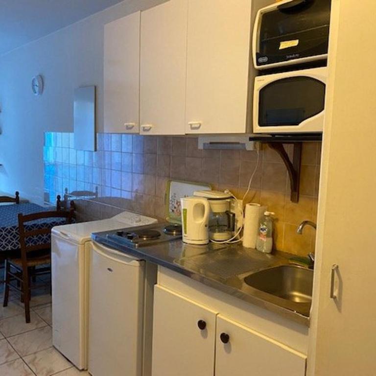 Studio cosy avec parking à 50m des Thermes, 2 couchages - Amélie-les-Bains - FR-1-703-55 - Studio - 8