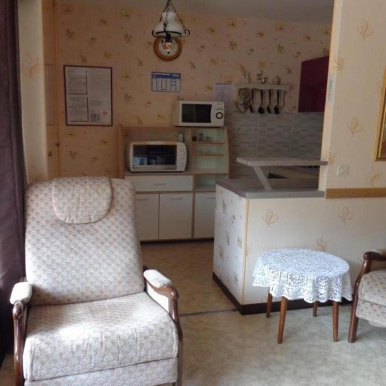 Studio confortable avec balcon, proche des Thermes et centre-ville, idéal pour 2 personnes avec WiFi - Studio - 3