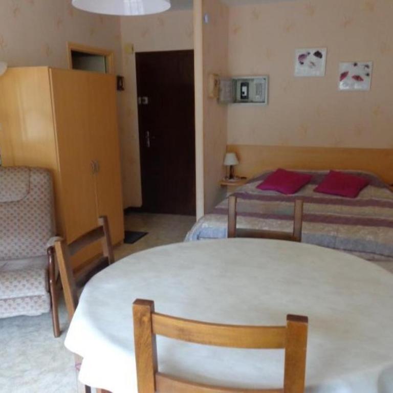 Studio confortable avec balcon, proche des Thermes et centre-ville, idéal pour 2 personnes avec WiFi - Studio - 6