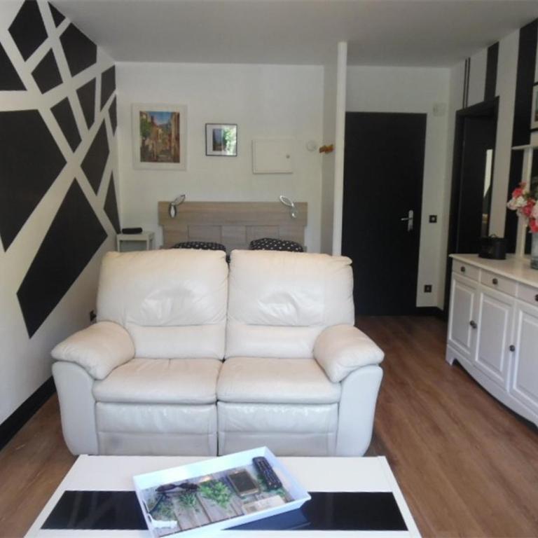 Studio confort avec balcon, clim, parking privé, à 50m des Thermes et 100m du centre, à Amélie-les-Bains - Studio - 3