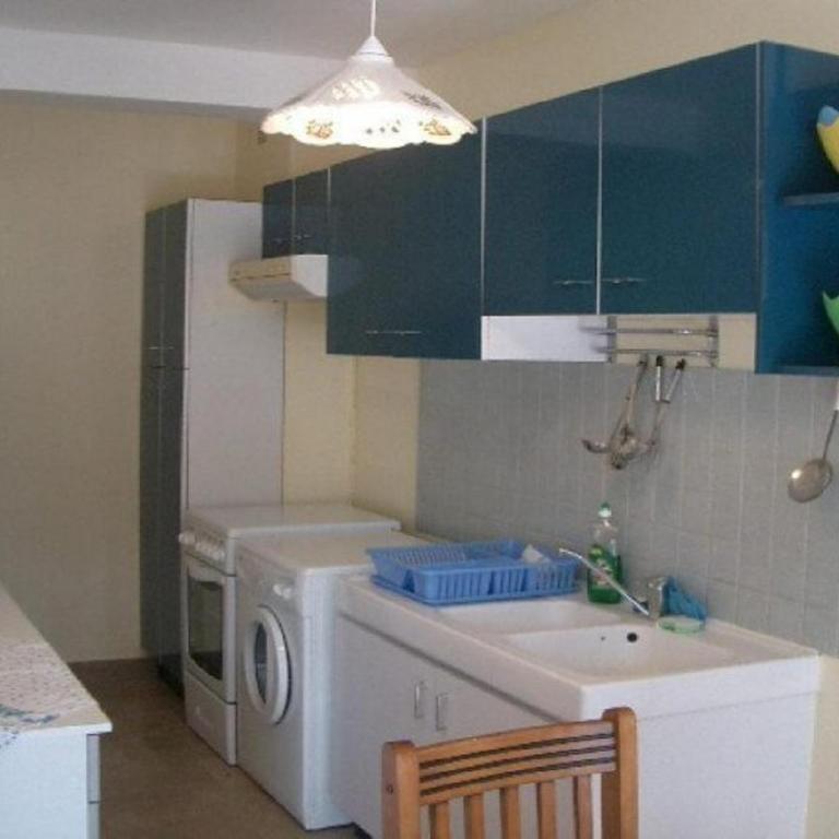 Appartement F3 avec terrasse, parking, Wi-Fi - Idéal cures - Centre-ville Amélie-les-Bains - Appartement 2 Chambres - 2