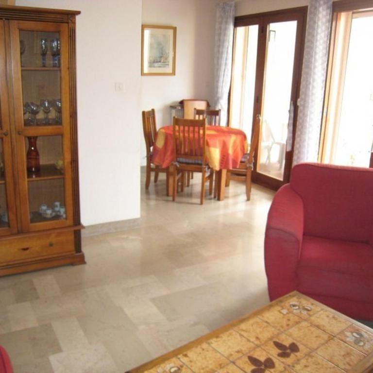 Appartement F3 avec terrasse, parking, Wi-Fi - Idéal cures - Centre-ville Amélie-les-Bains - Appartement 2 Chambres - 4