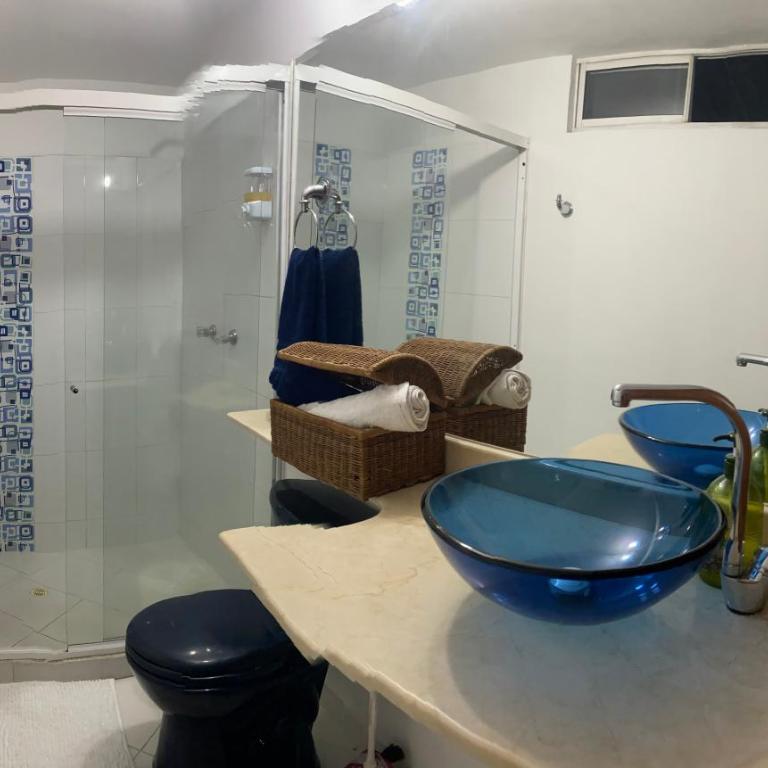 Casa Blanca estadio - Habitación Doble con baño privado - 2 camas - 4