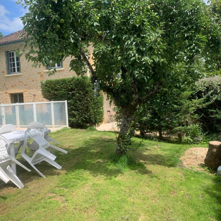 Superbe Villa Piscine Le Céladore de Sarlat , 7 Min à pied du Centre - Haus mit 4 Schlafzimmern - 23