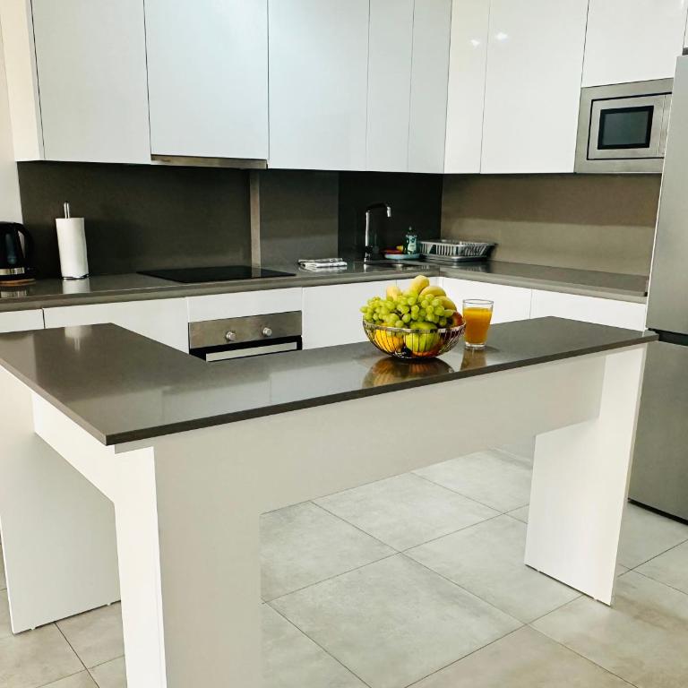 2-bedroom-apartment with a terrace, pool, gym - Apartamento de 2 dormitorios - 4