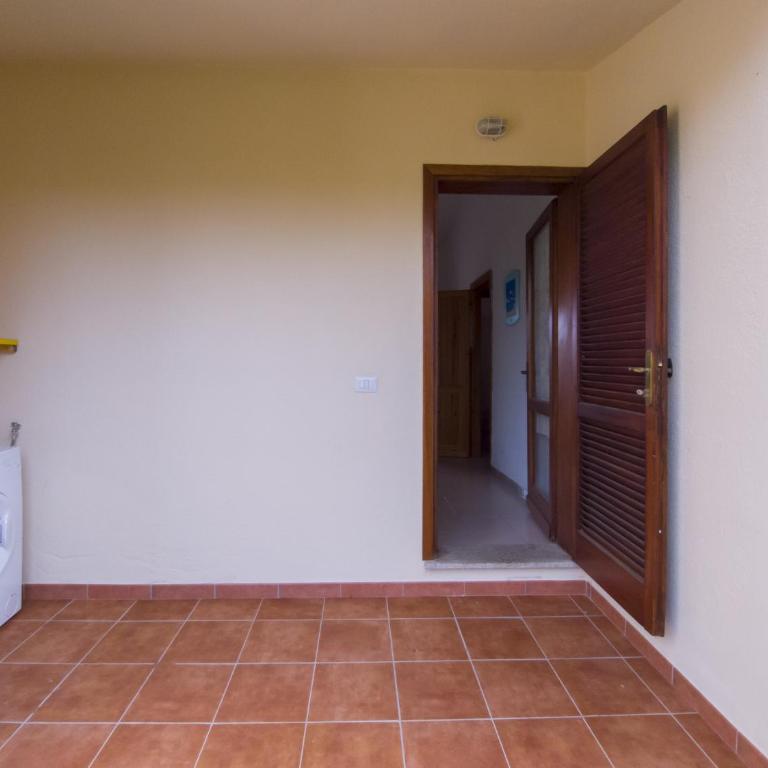 Centro Residenziale Le Canne - Appartamento con 2 Camere da Letto - 2