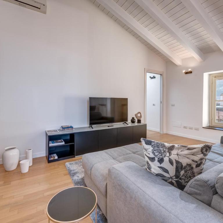 [Duomo-Porta Torre] Penthouse with Private Terrace - Apartment - 6